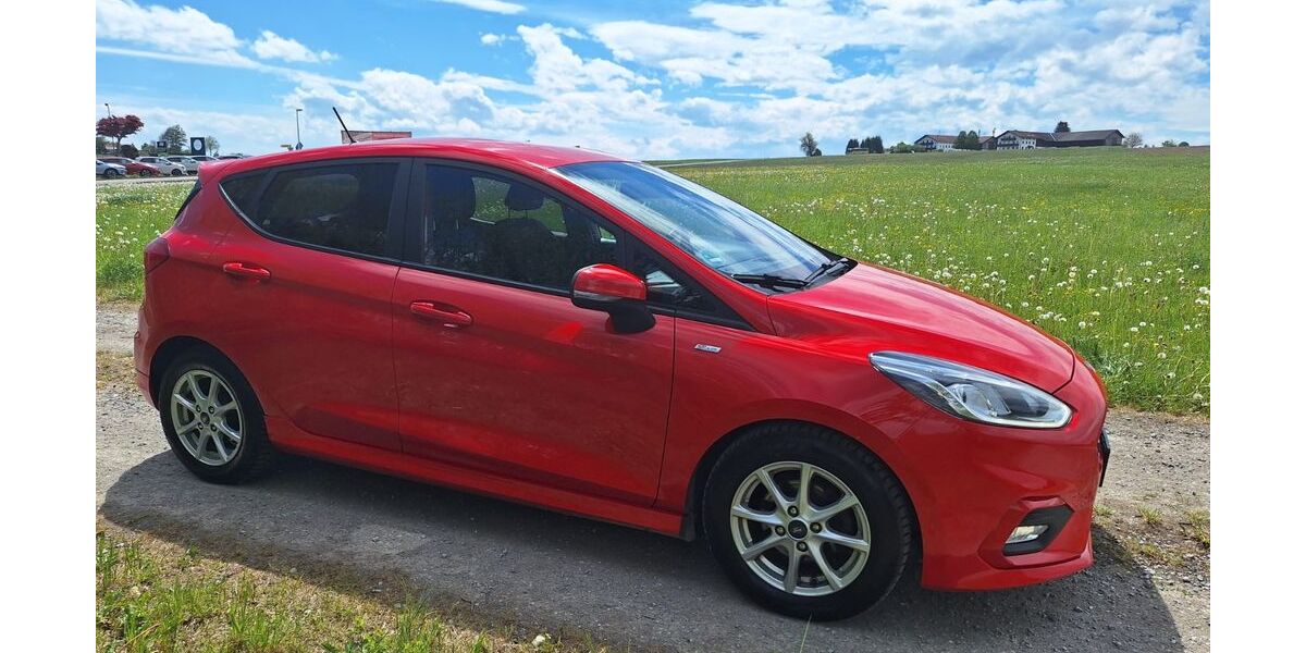 Ford Fiesta 98.500 km 9.900 &euro; Rohrdorf 83101
