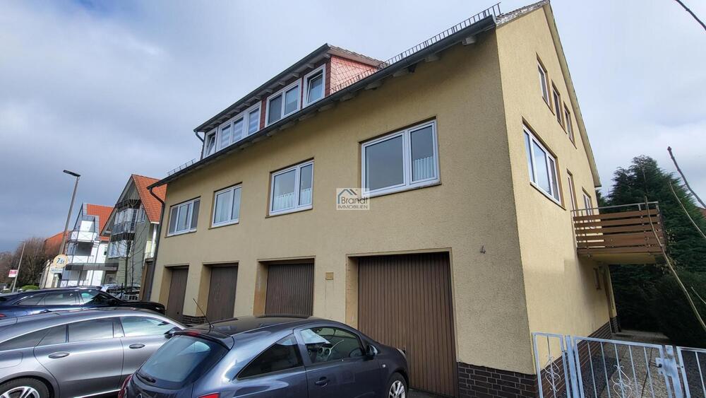 4-Familienhaus in Dransfeld mit 5 Garagen - Mehrfamilienhaus, Wohnhaus Dransfeld | Angebot:25854056