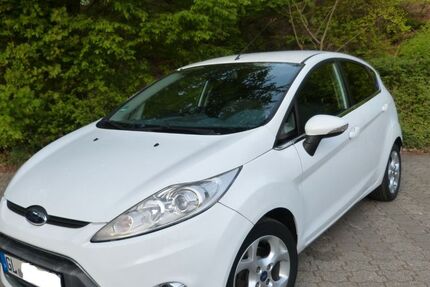 Ford Fiesta 134.300 km 4.950 &euro; Bergisch Gladbach 51427