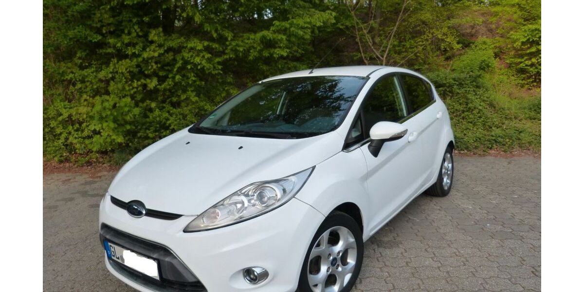 Ford Fiesta 134.300 km 4.950 &euro; Bergisch Gladbach 51427