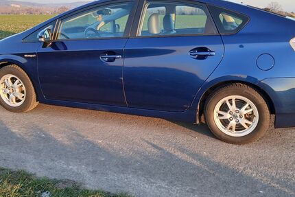 Toyota Prius 138.700 km 9.200 &euro; Bad Salzuflen 32107