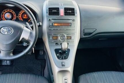 Toyota Auris 163.000 km 5.999 &euro; Mainz 55128