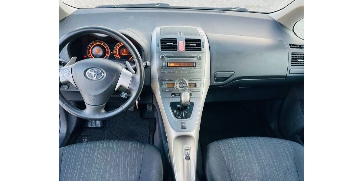 Toyota Auris 163.000 km 5.999 &euro; Mainz 55128