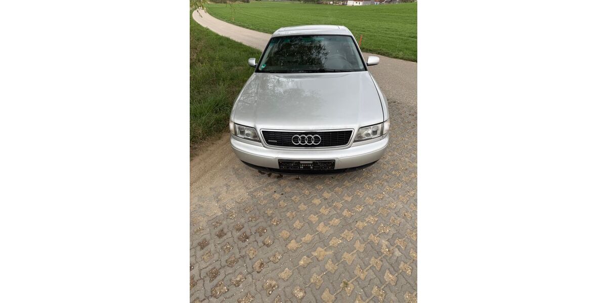 Audi A8 256.866 km 5.499 € Aichach 86551