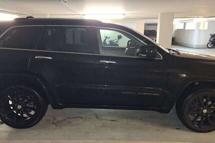 Jeep Grand Cherokee 80.000 km 28.000 € München 81825