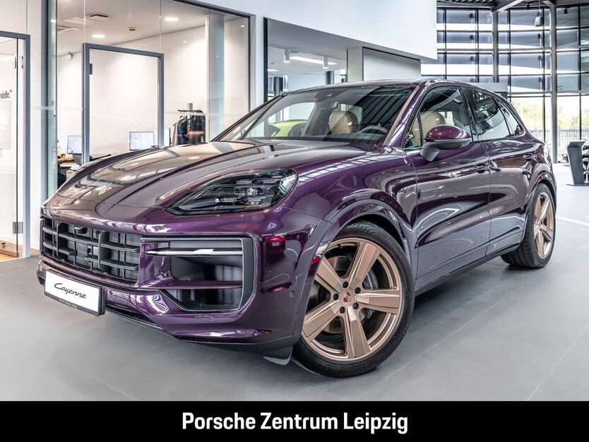 Porsche Cayenne 8.900 km 129.850 € Leipzig 04356