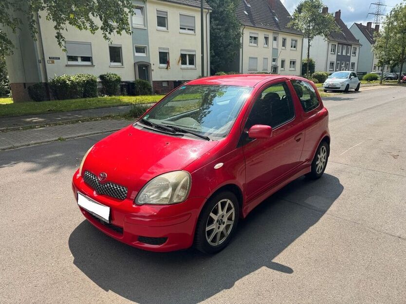 Yaris