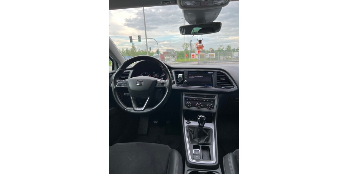 Seat Leon ST 186.765 km 13.500 € Wuppertal 42275