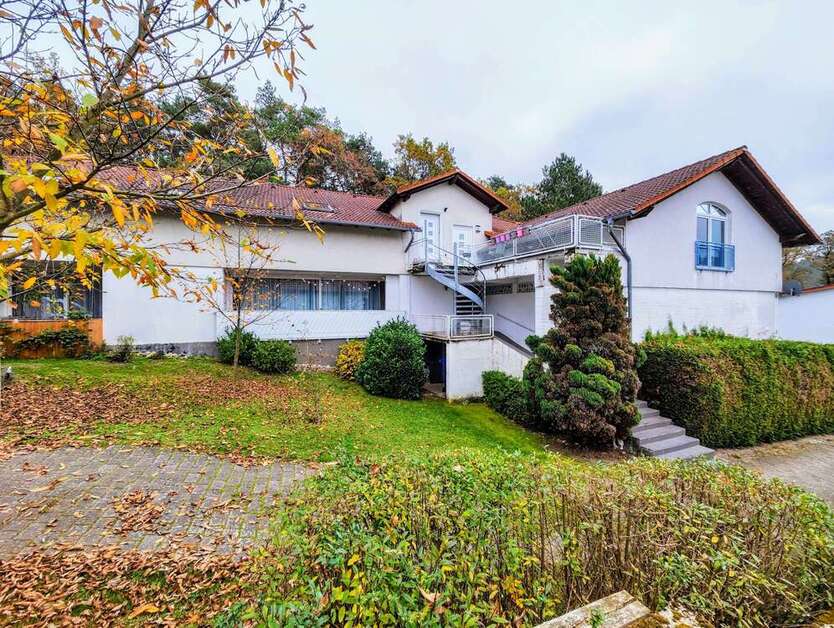 Wohnung zum Kaufen in Altleiningen 209.000 € 180 m²