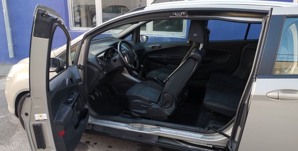 Ford B-Max 200.000 km 3.999 &euro; Berlin 13405