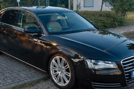 Audi A8 241.000 km 13.400 &euro; schwerin 19059