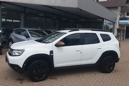Dacia Duster 35.200 km 19.990 &euro; Monschau (bei Aachen) 52156
