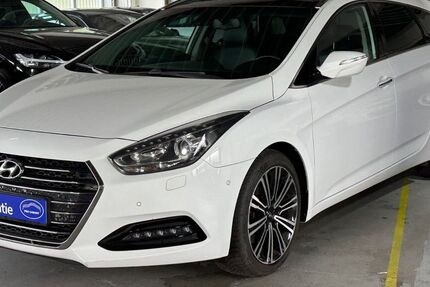 Hyundai i40 172.000 km 9.290 &euro; Kiel 24145