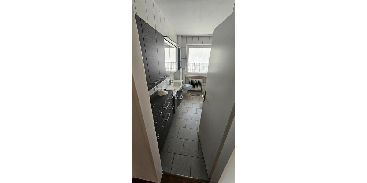 Dachgeschoßwohnung Kassel Südstadt - 2 Zimmer, 82 m&sup2;, 239.000&euro; | Angebot:26349404
