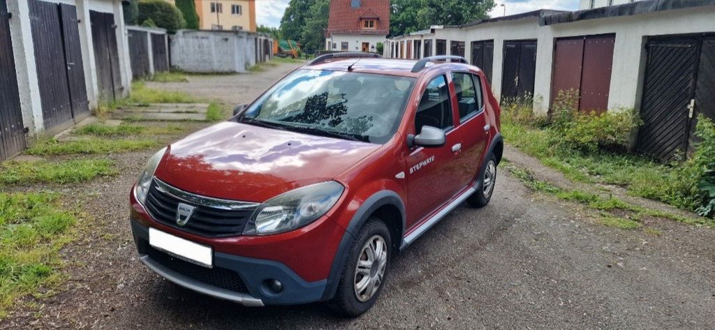 Dacia Sandero 96.888 km 2.800 &euro; Hohenstein-Ernstthal 09337