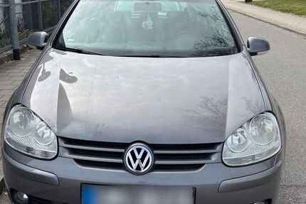 VW Golf 291.000 km 2.400 &euro; Nürnberg 90478
