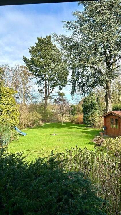 Absolute Privatsphäre, 5 Min. bis Moers! XL Süd-West-Garten auf 165 m2, 4,5 Z., 1824 m2 Grundstück.