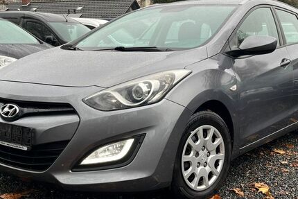 Hyundai i30 213.000 km 3.190 &euro; Frankfurt 65933
