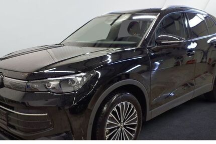 VW Tiguan 25.286 km 32.890 &euro; Bielefeld 33689