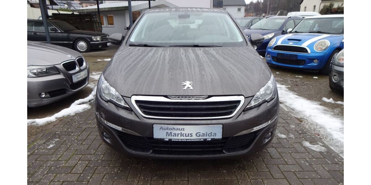 Peugeot 308 136.000 km 4.950 &euro; Mömbris 63776
