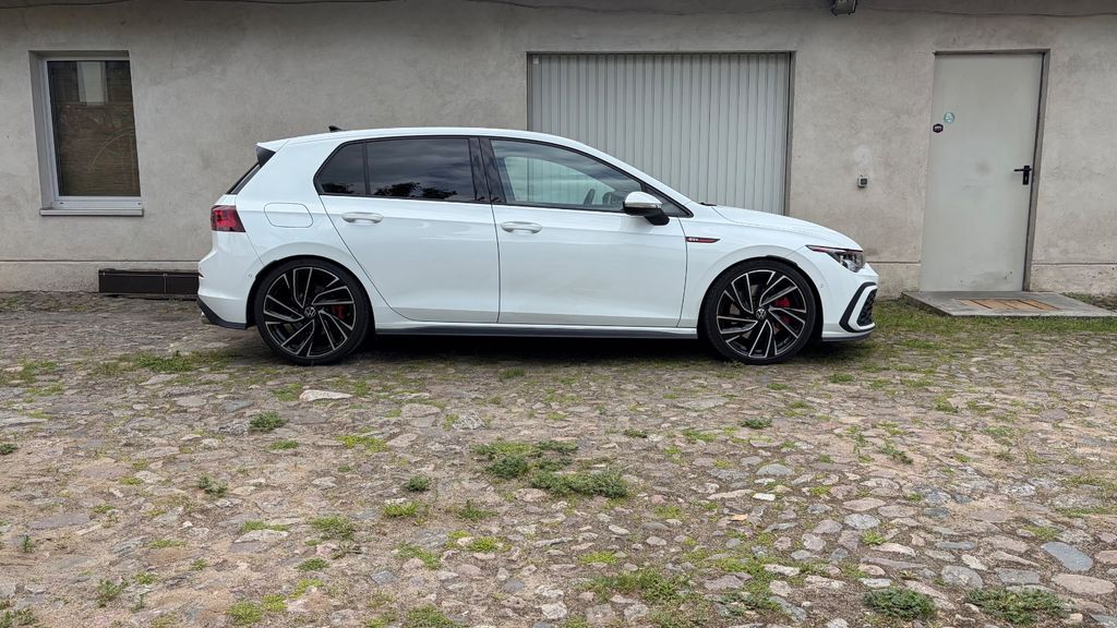 VW Golf 31.600 km 28.900 &euro; Müncheberg 15374