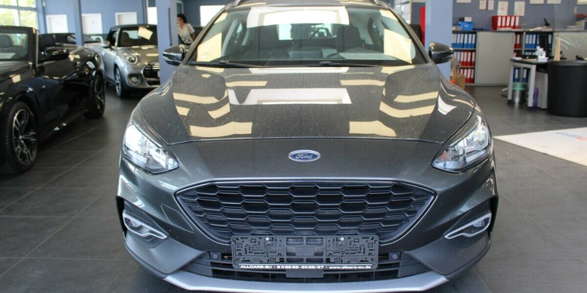 Ford Focus 1.0 EcoBoost Active 97.761 km 11.980 &euro; Euskirchen 53881