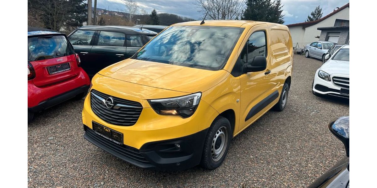 Opel Combo 90.847 km 10.399 &euro; Gera 07551