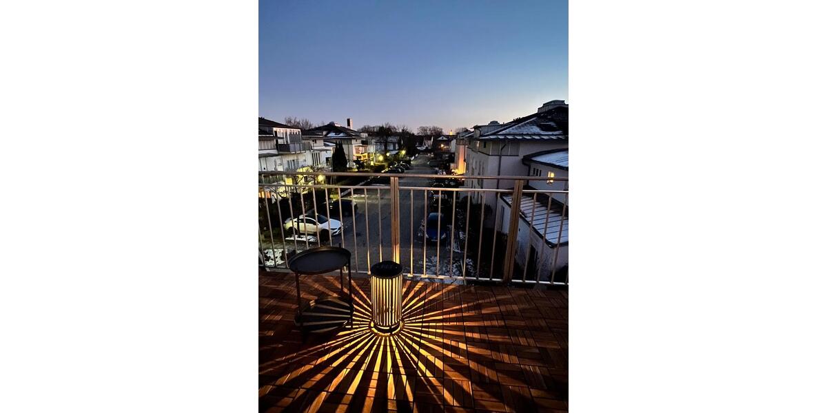 Stilvoll möblierte 1-Zimmer-Dachterrassenwohnung Nahe S-Bahn 1 zimmer