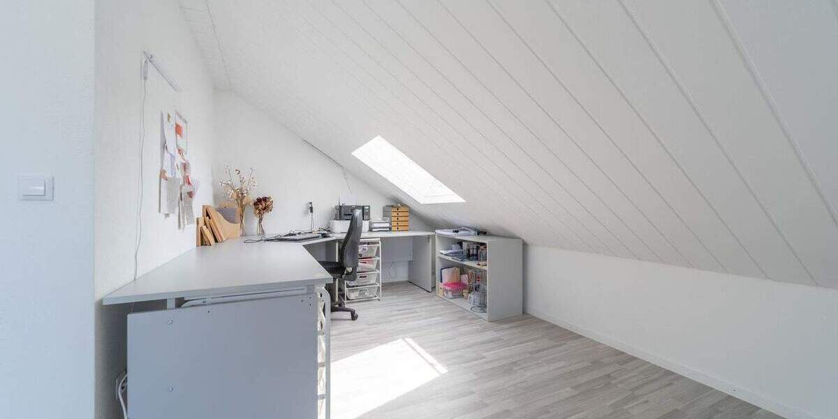 Einfamilienhaus Eggingen - 7 Zimmer, 180 m&sup2;, 475.000&euro; | Angebot:25776223