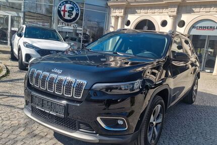 Jeep Cherokee 57.238 km 26.990 € München 81827