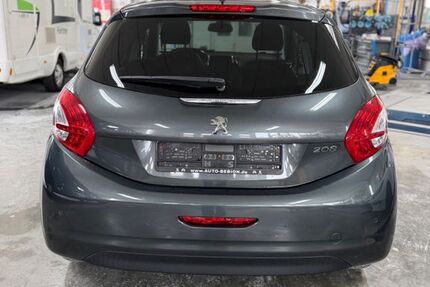 Peugeot 208 45.800 km 7.999 &euro; Reutlingen 72760