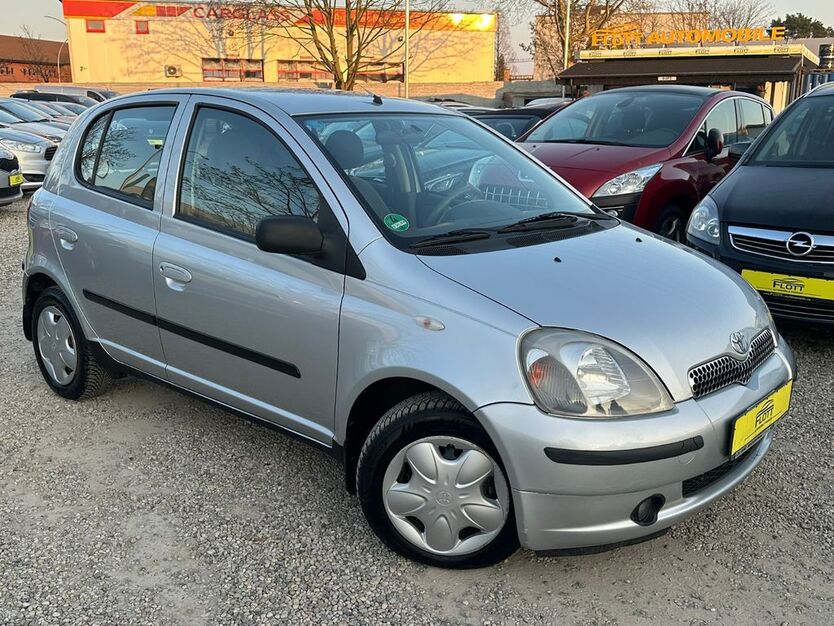Toyota Yaris 62.478 km 3.690 € Berlin 13089