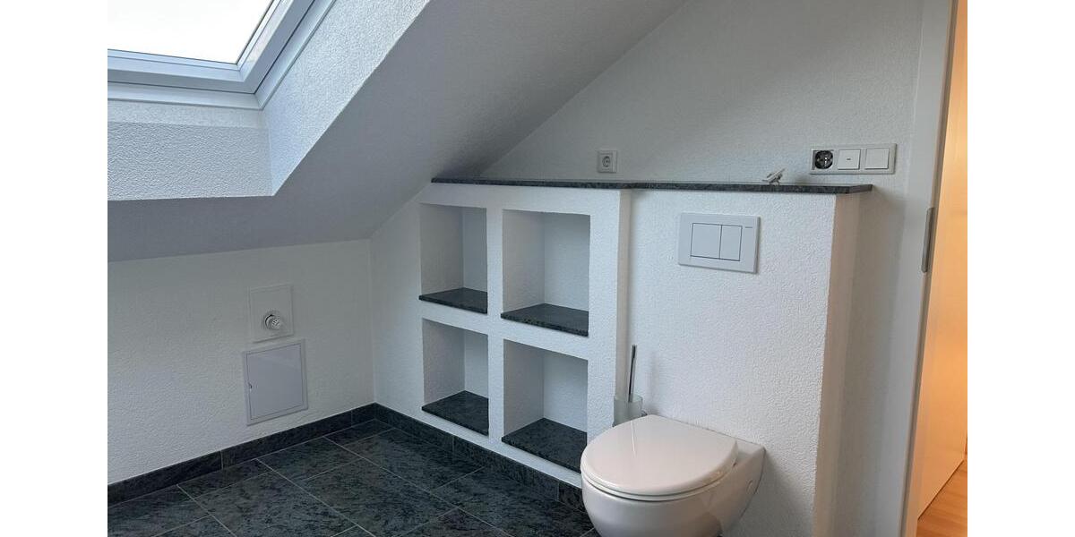 Dachgeschoßwohnung Karlshuld - 3 Zimmer, 140 m&sup2;, 1.250&euro; | Angebot:25145331