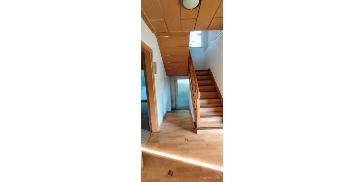 Reihenhaus Queidersbach - 7 Zimmer, 184 m&sup2;, 185.000&euro; | Angebot:26420671
