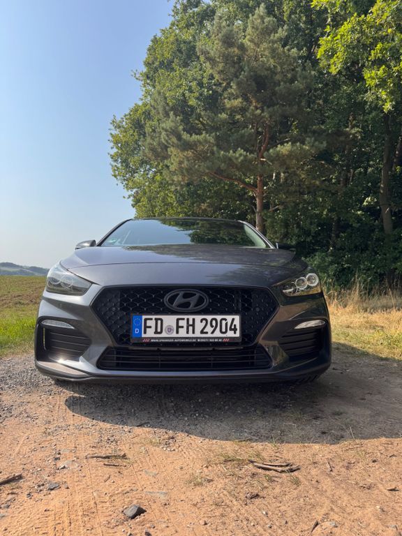 i30