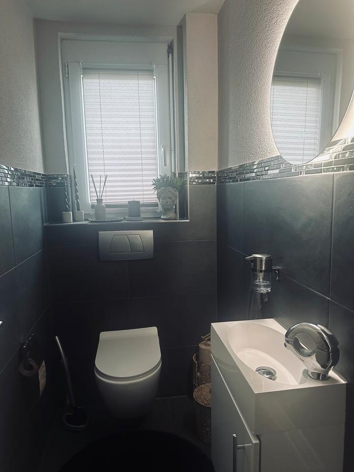 Modernes gut ausgestattetes 140 qm großes Rheihenmiittelhaus zimmer