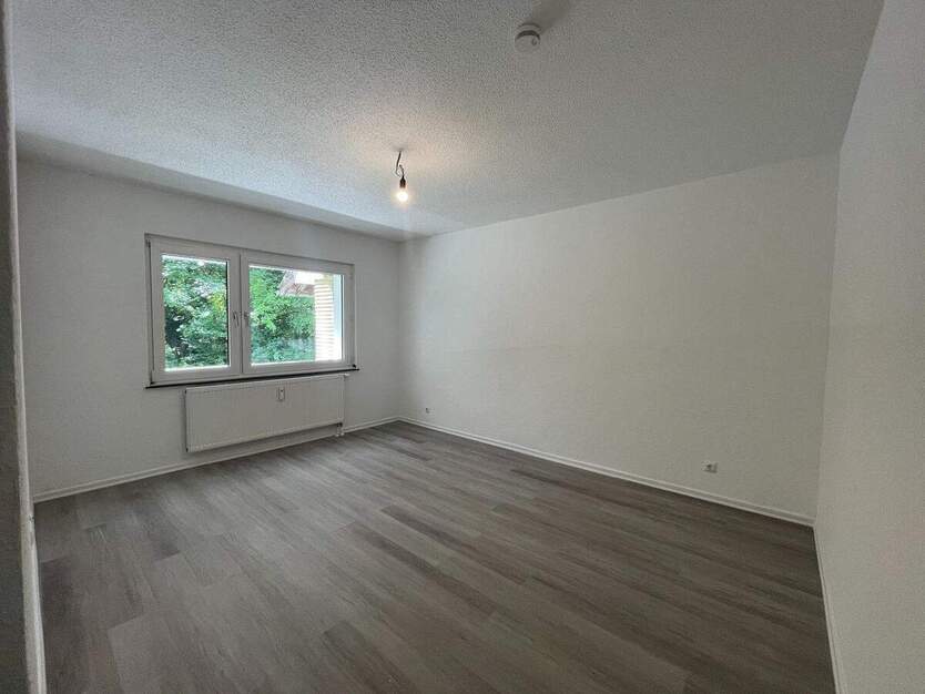 2,5-Zimmer - frisch renoviert - ruhige Lage 2 zimmer