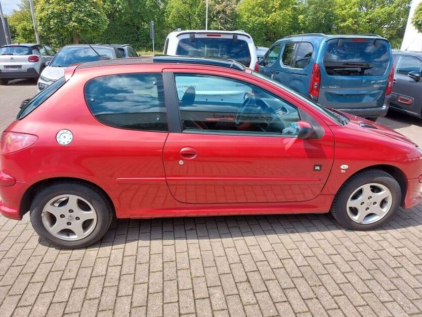206