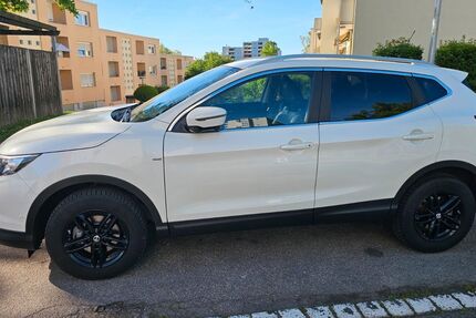 Nissan Qashqai 147.000 km 12.500 &euro; Stuttgart 70437