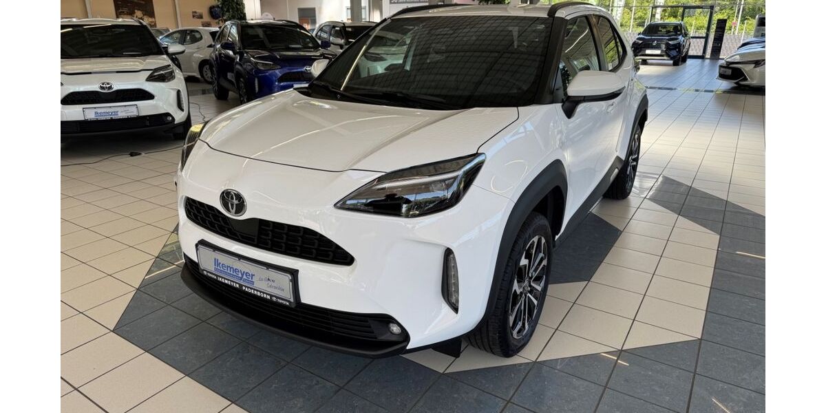 Toyota Yaris Cross 18.860 km 25.490 &euro; Paderborn 33104