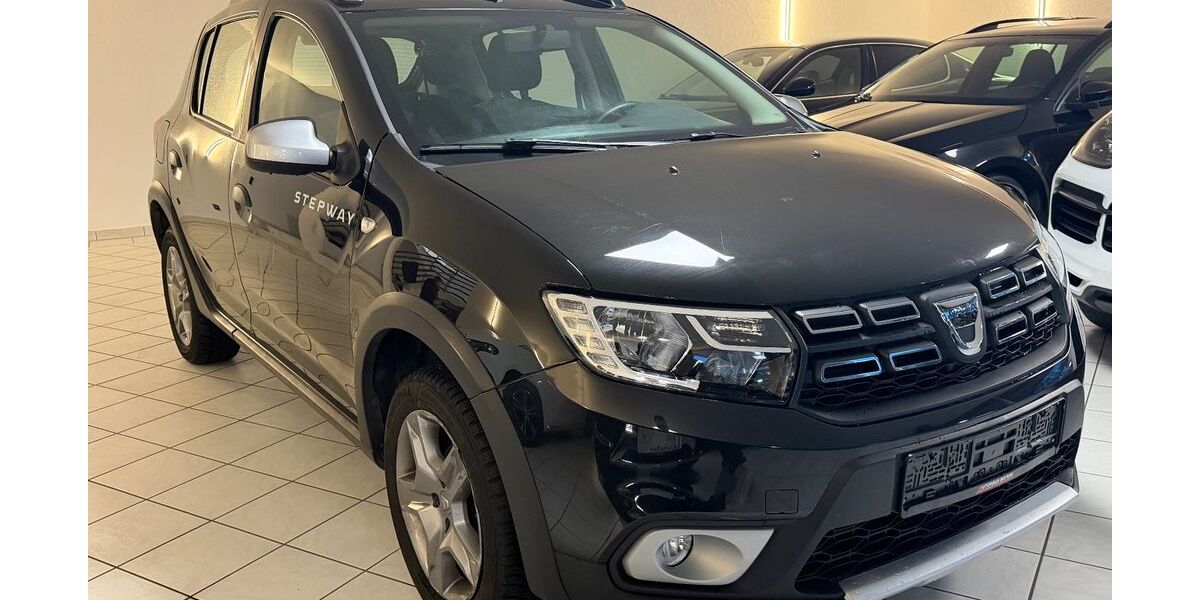 Dacia Sandero 64.403 km 9.290 &euro; Elchingen 89275