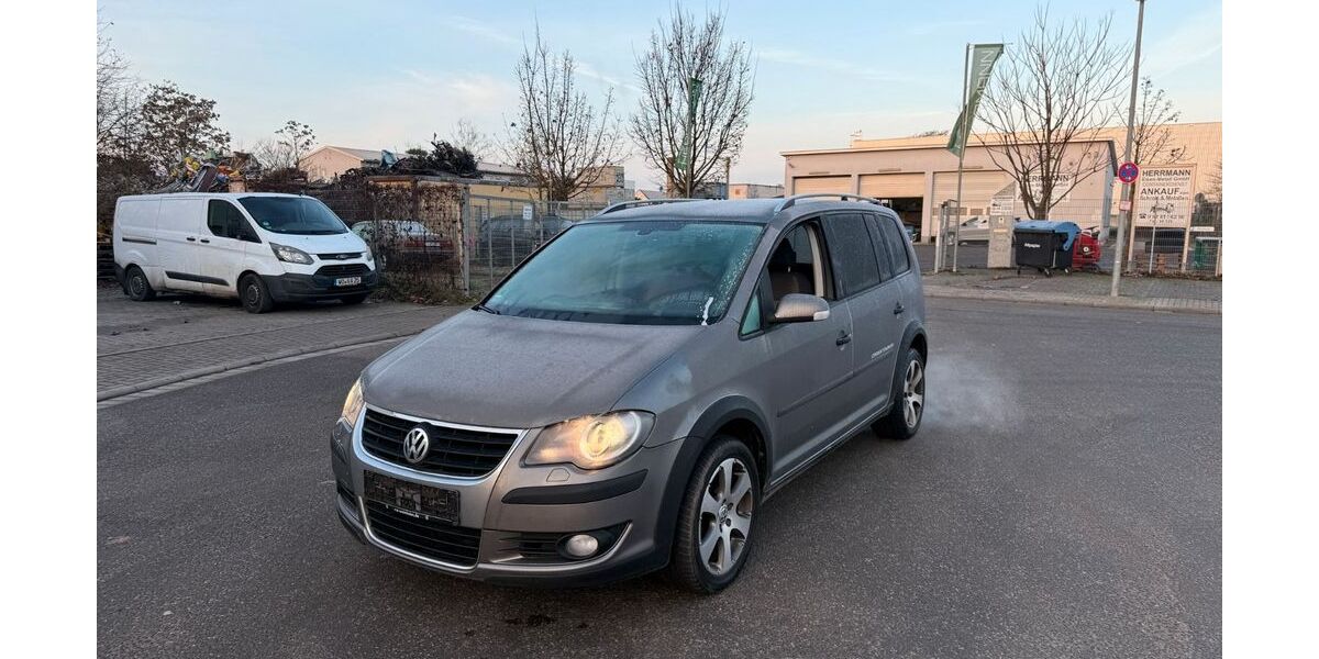 VW Touran 241.000 km 1.900 &euro; Worms 67547