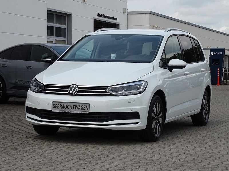 VW Touran 13.950 km 35.690 € Meißen 01662