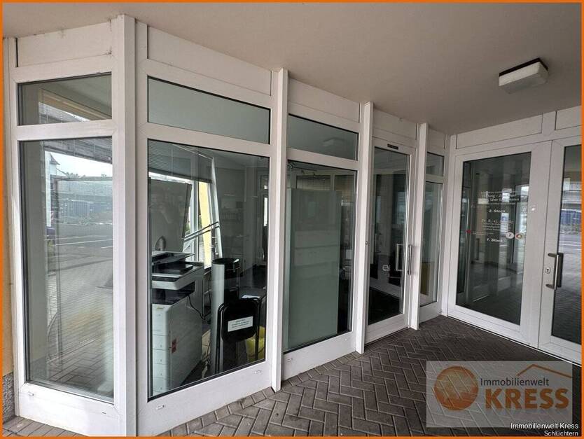 Zentral gelegenes helles ebenerdiges Ladenlokal in Schlüchterns