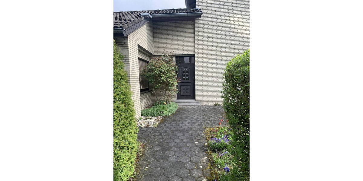 Mehrfamilienhaus, Wohnhaus Brilon - 7 Zimmer, 166 m&sup2;, 349.000&euro; | Angebot:26306504