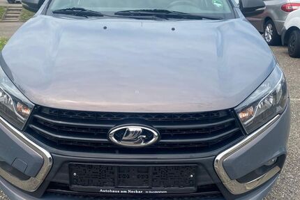 Lada Vesta 127.000 km 5.390 € Ettlingen 76275