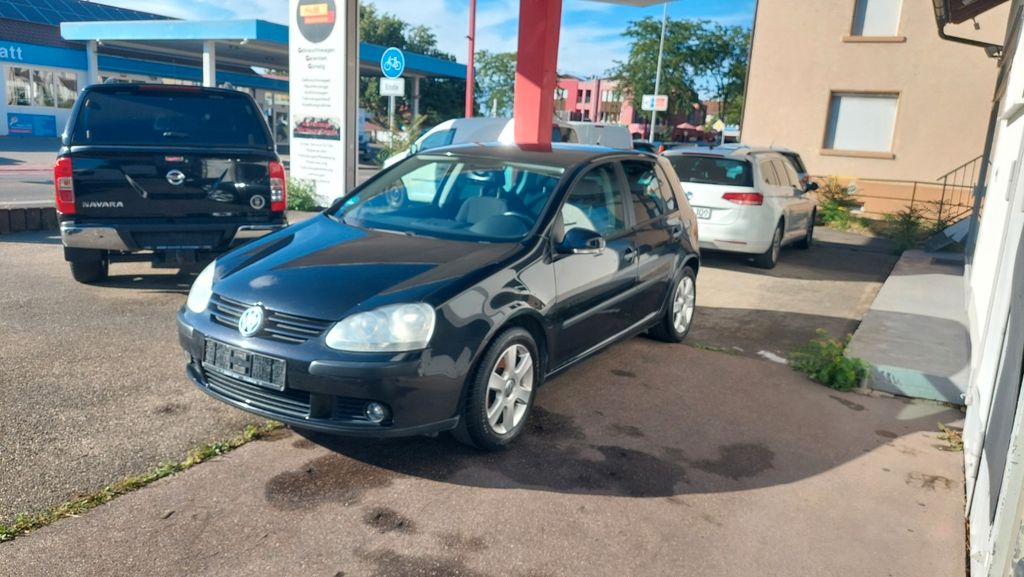 VW Golf 220.000 km 1.990 &euro; Bad Krozingen 79189