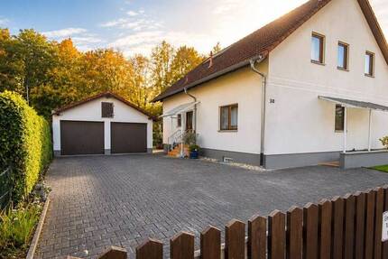 Haus Neuenburg am Rhein Neuenburg - 7 Zimmer, 183 m&sup2;, 590.000&euro; | Angebot:26763638