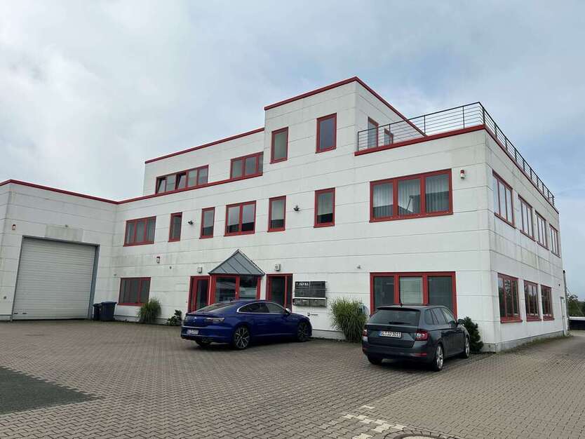Büro in Bergisch Gladbach 1.575 € 255 m²