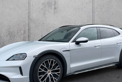Porsche Taycan 22.977 km 85.900 &euro; Recklinghausen 45665